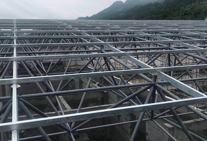 河南仁怀冠英学校艺体楼网架